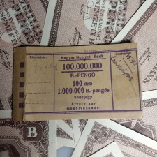 10 darab 1 Millió B.-Pengő Bankjegy 1946 UNC kötegelőszalaggal