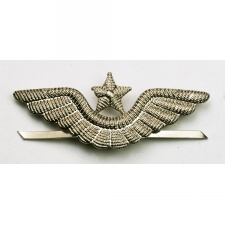 Kádár-kor Magyar katonai repülős pilóta sapkajelvény ezüst fok.