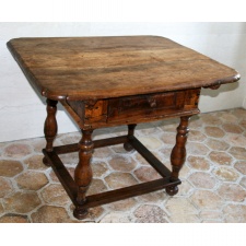 Kamarás asztal 1795