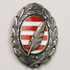Zrínyi Miklós Katonai Akadémia végzettséget jelölő jelvény