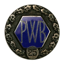 PWB '25' jubileumi jelvény 