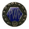 PWB '25' jubileumi jelvény 