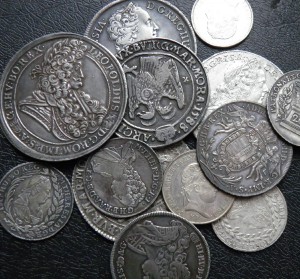 Régi pénz érmék, ilyeneket gyűjtenek a numizmatika rajongói